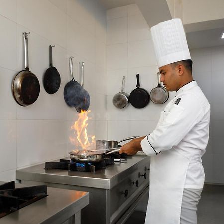 Le Glamour Resort & Wellness Spa بوكْرا المظهر الخارجي الصورة