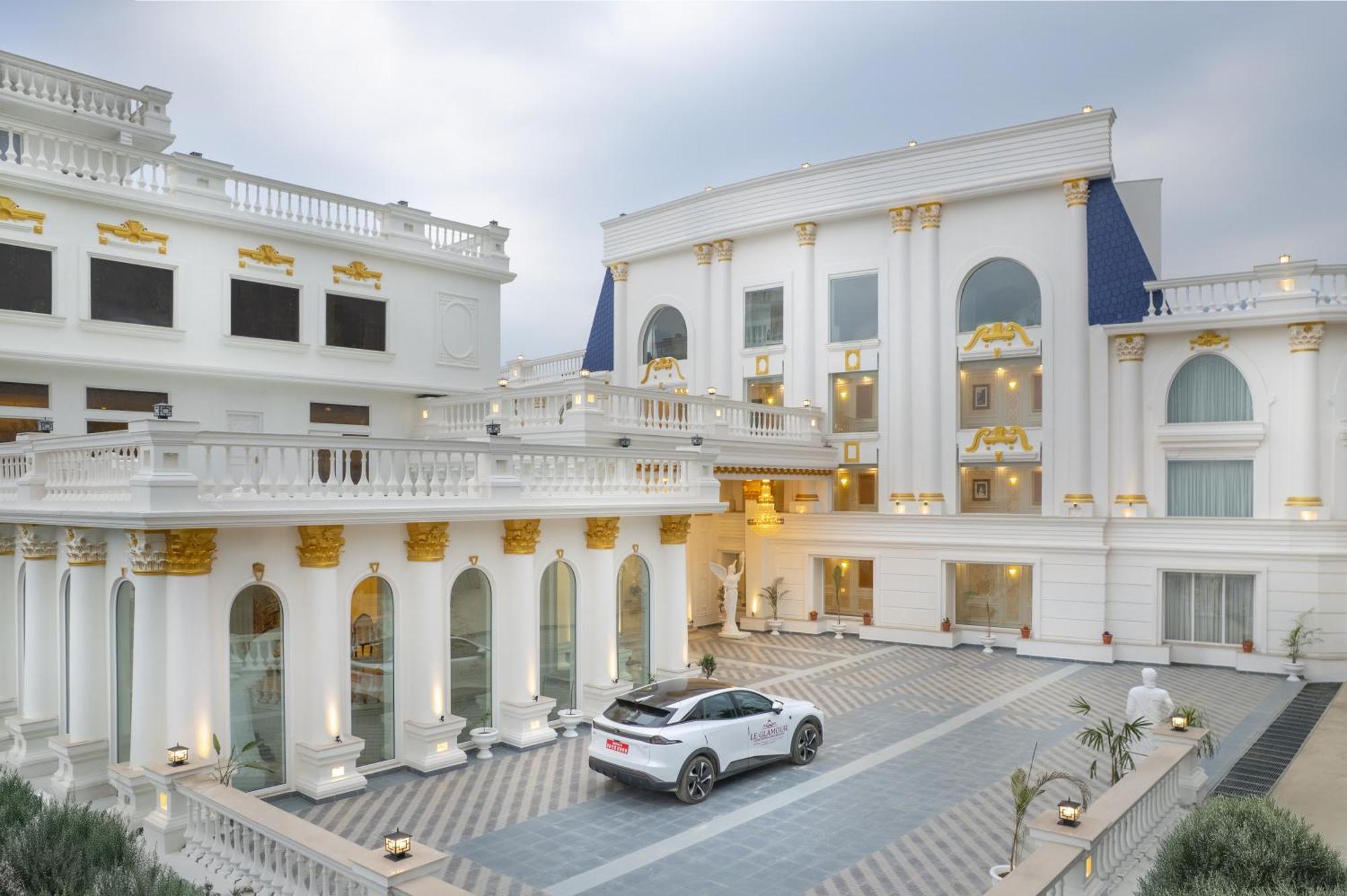 Le Glamour Resort & Wellness Spa بوكْرا المظهر الخارجي الصورة